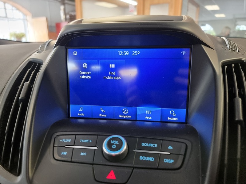 Ford Kuga 2.0 TDCi EcoBlue ST-Line Edition SUV 5dr Diesel Powershift AWD Euro 6 (s/s) (180 ps) - U270