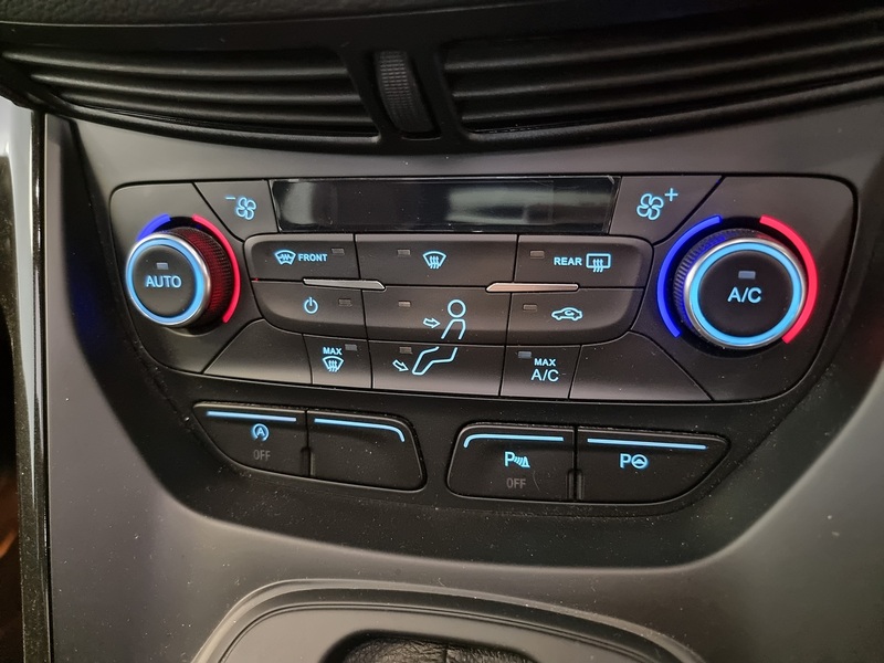 Ford Kuga 2.0 TDCi EcoBlue ST-Line Edition SUV 5dr Diesel Powershift AWD Euro 6 (s/s) (180 ps) - U270
