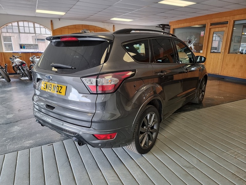 Ford Kuga 2.0 TDCi EcoBlue ST-Line Edition SUV 5dr Diesel Powershift AWD Euro 6 (s/s) (180 ps) - U270