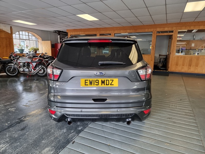 Ford Kuga 2.0 TDCi EcoBlue ST-Line Edition SUV 5dr Diesel Powershift AWD Euro 6 (s/s) (180 ps) - U270