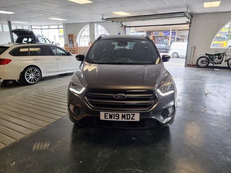 Ford Kuga 2.0 TDCi EcoBlue ST-Line Edition SUV 5dr Diesel Powershift AWD Euro 6 (s/s) (180 ps) - U270