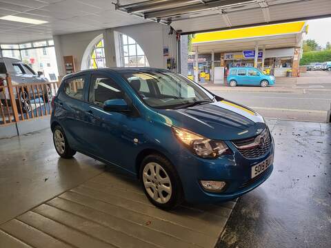 Vauxhall Viva 2.0 EcoBlue Vignale Hatchback 5dr Diesel Auto Euro 6 (s/s) (150 ps)