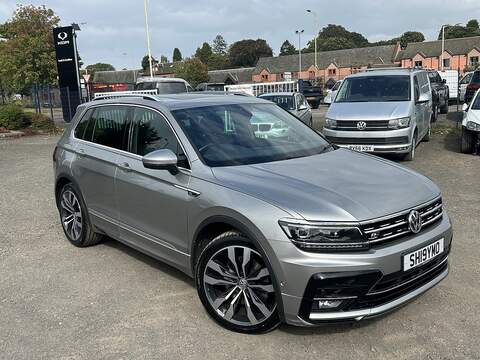 Volkswagen Tiguan 2.0 TDCi EcoBlue ST-Line Edition SUV 5dr Diesel Powershift AWD Euro 6 (s/s) (180 ps)