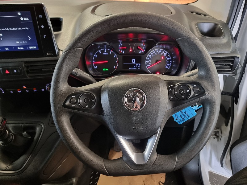 Vauxhall Combo 1.5 Turbo D 2300 Sportive Panel Van 4dr Diesel Manual L2 H1 Euro 6 (100 ps) - U295
