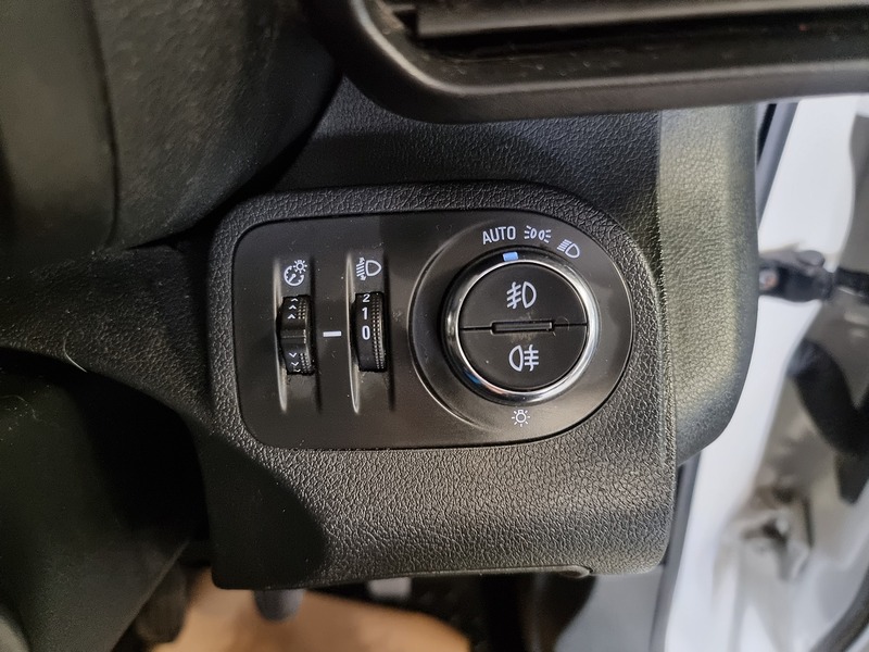 Vauxhall Combo 1.5 Turbo D 2300 Sportive Panel Van 4dr Diesel Manual L2 H1 Euro 6 (100 ps) - U295