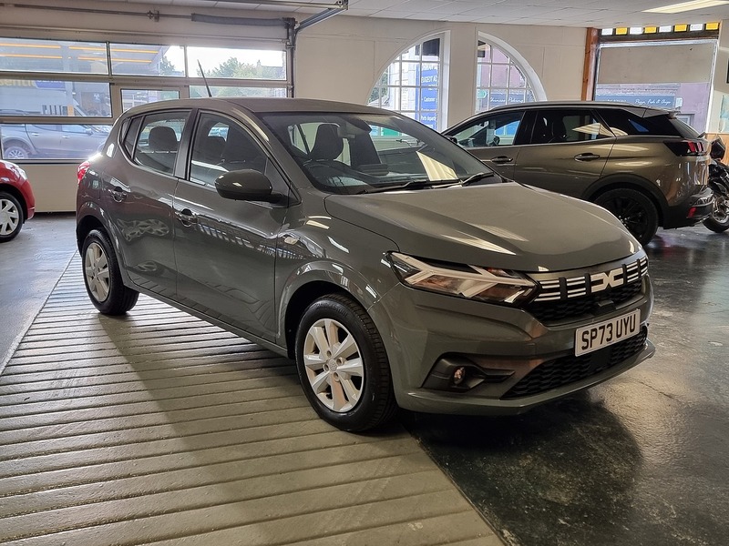 Dacia Sandero 1.0 TCe Expression Hatchback 5dr Petrol Manual Euro 6 (s/s) (90 ps) - U302