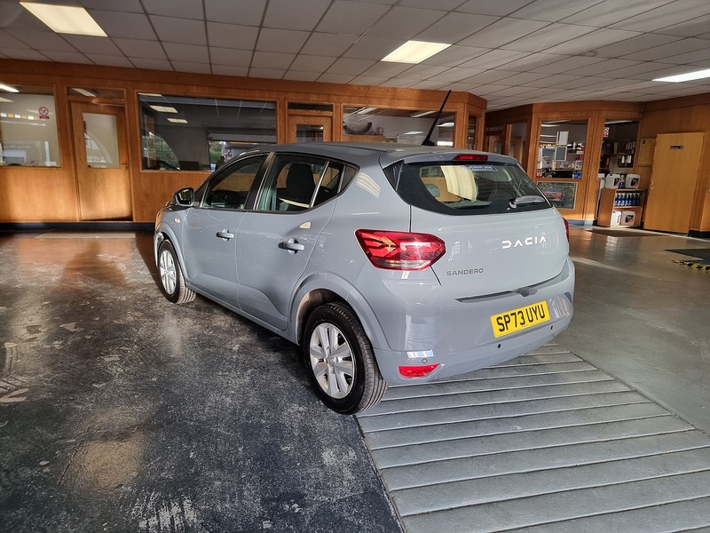 Dacia Sandero 1.0 TCe Expression Hatchback 5dr Petrol Manual Euro 6 (s/s) (90 ps) - U302