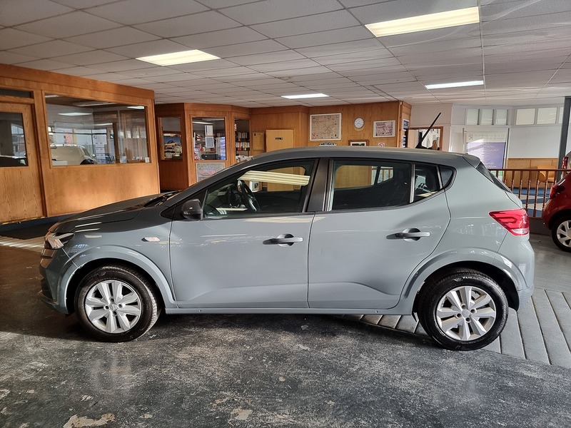 Dacia Sandero 1.0 TCe Expression Hatchback 5dr Petrol Manual Euro 6 (s/s) (90 ps) - U302