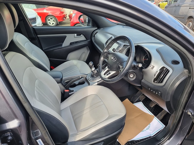 Kia Sportage 1.7 CRDi EcoDynamics Alpine Edition SUV 5dr Diesel Manual 2WD Euro 5 (s/s) (114 bhp) - U303