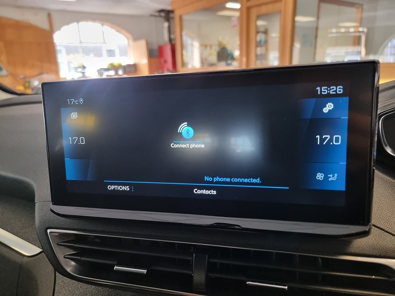 Peugeot 3008 1.2 PureTech Allure Premium SUV 5dr Petrol EAT Euro 6 (s/s) (130 ps) - U305