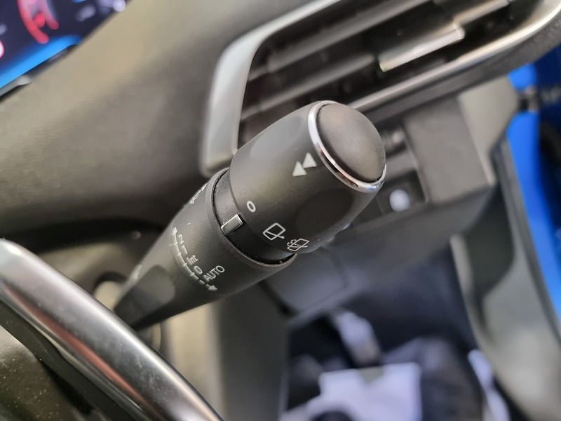 Peugeot 3008 1.2 PureTech Allure Premium SUV 5dr Petrol EAT Euro 6 (s/s) (130 ps) - U305