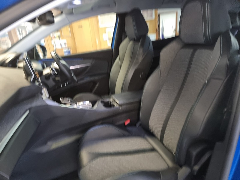 Peugeot 3008 1.2 PureTech Allure Premium SUV 5dr Petrol EAT Euro 6 (s/s) (130 ps) - U305