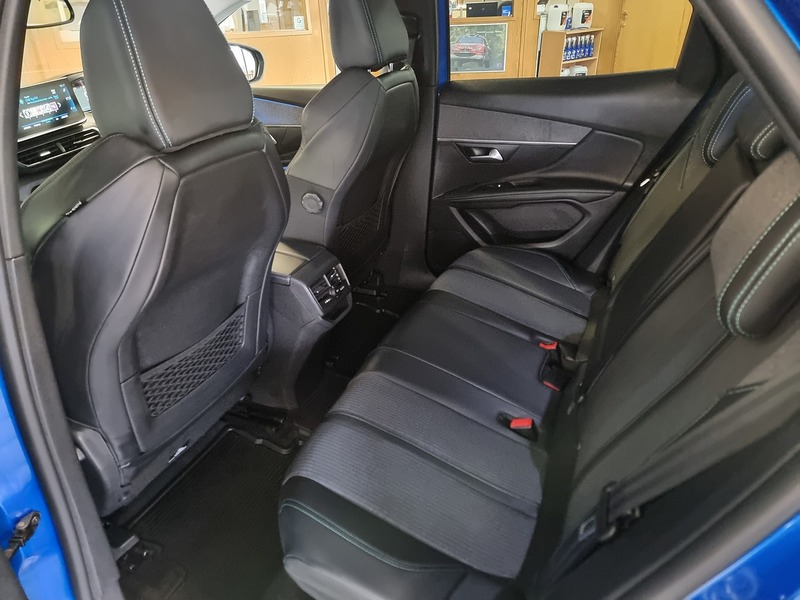 Peugeot 3008 1.2 PureTech Allure Premium SUV 5dr Petrol EAT Euro 6 (s/s) (130 ps) - U305