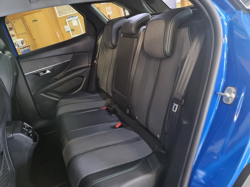 Peugeot 3008 1.2 PureTech Allure Premium SUV 5dr Petrol EAT Euro 6 (s/s) (130 ps) - U305