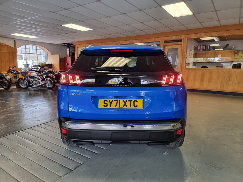 Peugeot 3008 1.2 PureTech Allure Premium SUV 5dr Petrol EAT Euro 6 (s/s) (130 ps) - U305