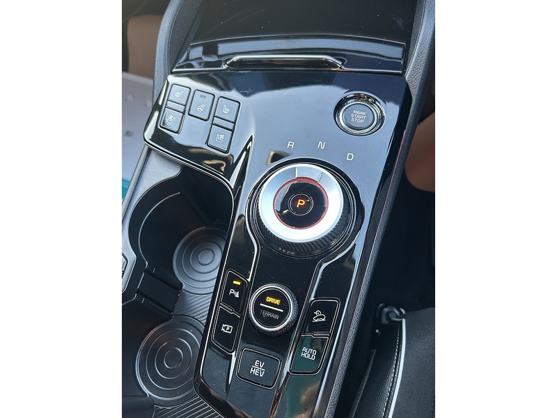 Kia Sportage 1.6 T-GDi 13.8kWh GT-Line S SUV 5dr Petrol Plug-in Hybrid Auto AWD Euro 6 (s/s) (261 bhp) - U306
