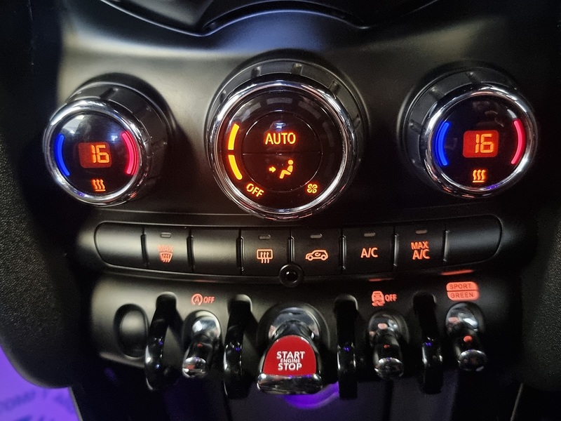MINI Hatch 2.0 John Cooper Works Hatchback 3dr Petrol Manual Euro 6 (s/s) (231 ps) - U308