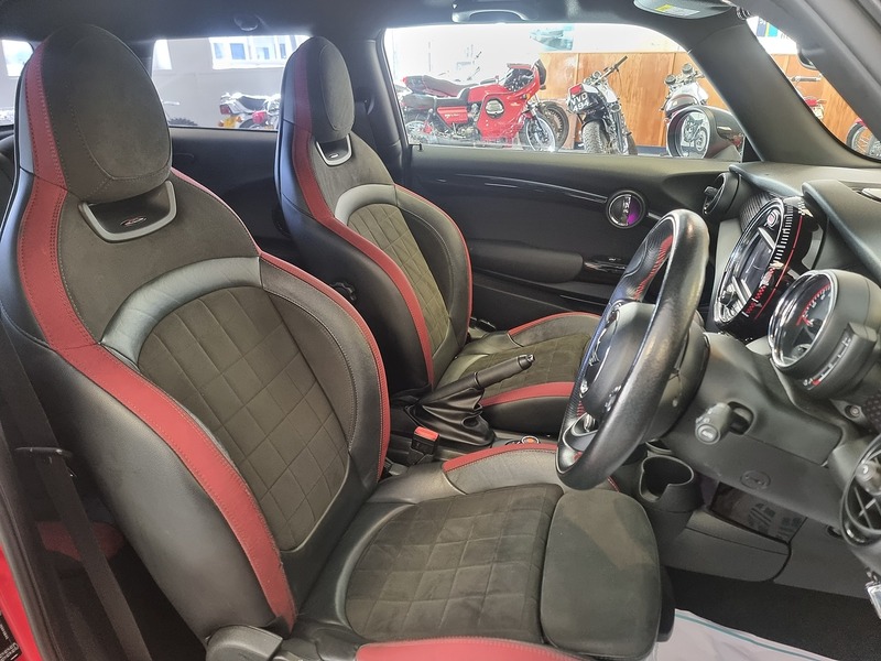 MINI Hatch 2.0 John Cooper Works Hatchback 3dr Petrol Manual Euro 6 (s/s) (231 ps) - U308