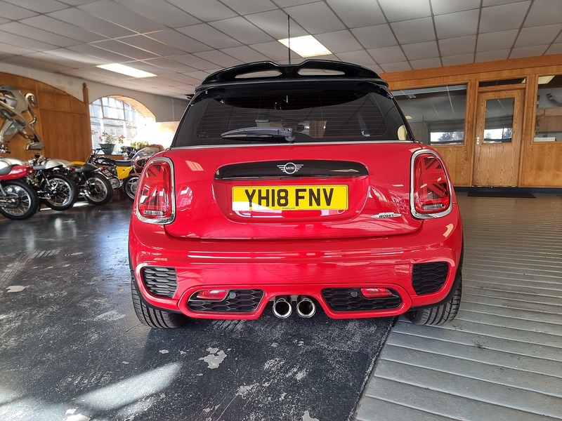 MINI Hatch 2.0 John Cooper Works Hatchback 3dr Petrol Manual Euro 6 (s/s) (231 ps) - U308