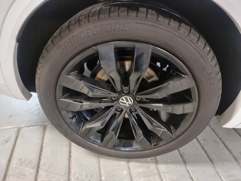 Volkswagen Touareg 3.0 TDI V6 Black Edition SUV 5dr Diesel Tiptronic 4Motion Euro 6 (s/s) (286 ps) - U310