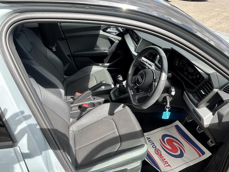 Audi A1 1.0 TFSI 25 Black Edition Sportback 5dr Petrol Manual Euro 6 (s/s) (95 ps) - U43