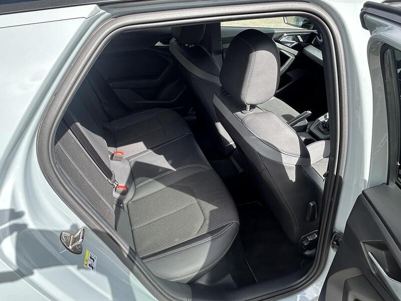 Audi A1 1.0 TFSI 25 Black Edition Sportback 5dr Petrol Manual Euro 6 (s/s) (95 ps) - U43