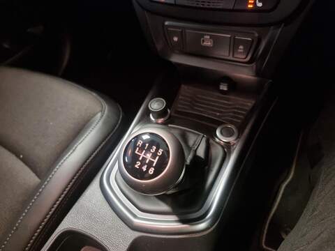KGM Tivoli Tivoli K30 SUV 1 Manual Petrol - U46