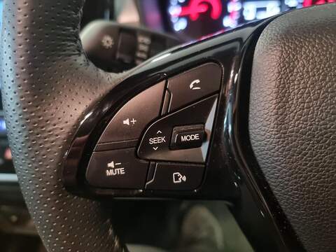 KGM Tivoli Tivoli K30 SUV 1 Manual Petrol - U46
