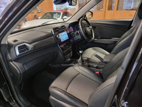 KGM Tivoli Tivoli K30 SUV 1 Manual Petrol - U46