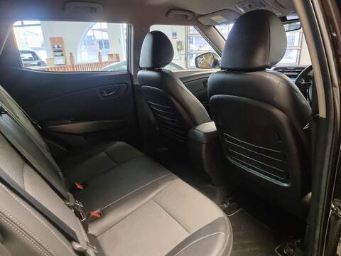 KGM Tivoli Tivoli K30 SUV 1 Manual Petrol - U46