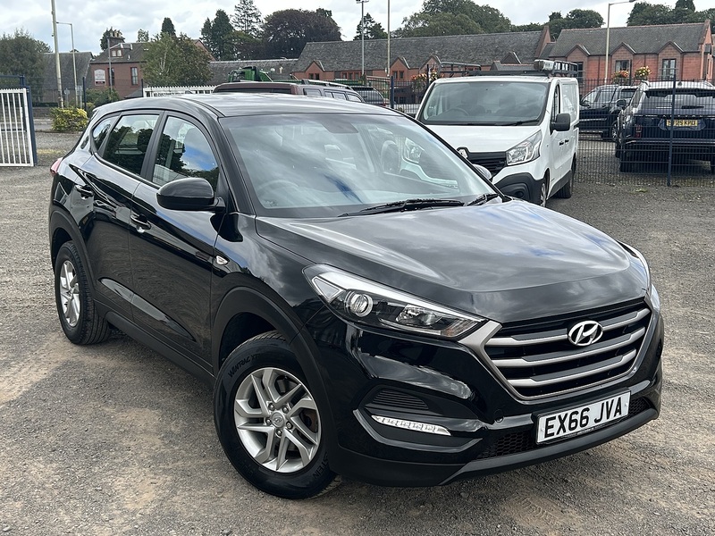 Hyundai TUCSON 1.6 GDi Blue Drive S SUV 5dr Petrol Manual Euro 6 (s/s) (132 ps) - U54