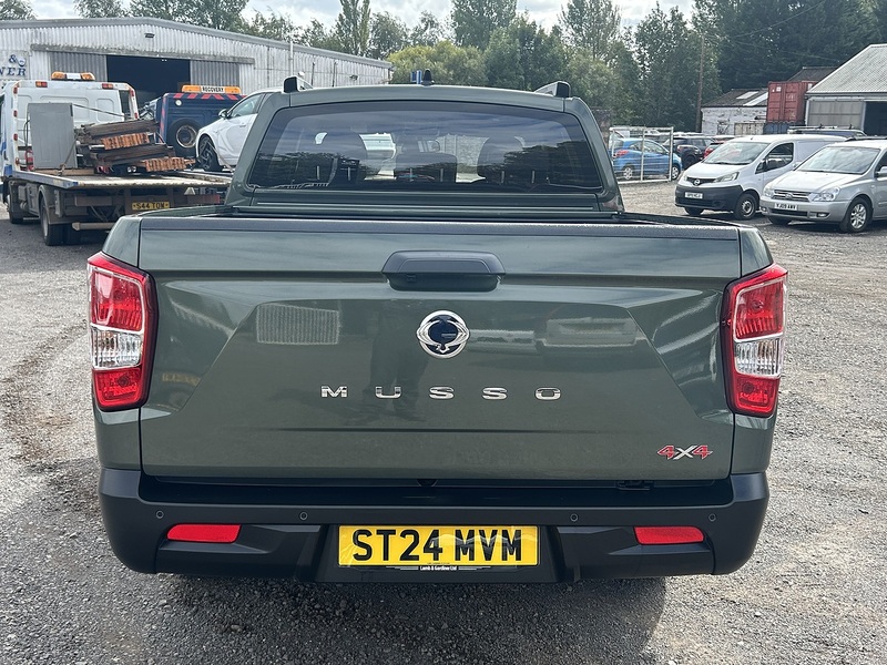 KGM Musso 2.2D Saracen Plus Pickup Double Cab 4dr Diesel Auto 4WD LWB Euro 6 (202 ps) - U61