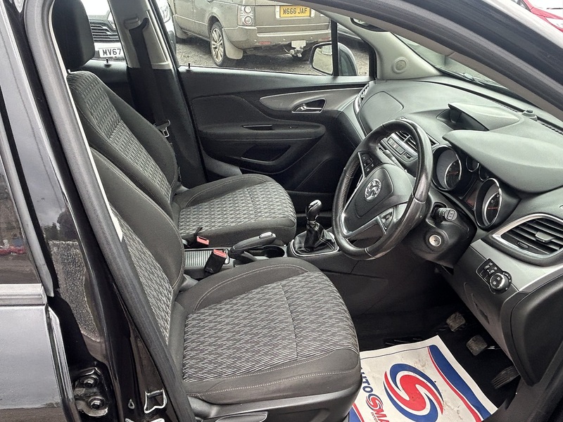 Vauxhall Mokka 1.6 Exclusiv SUV 5dr Petrol Manual 2WD Euro 5 (s/s) (115 ps) - U69