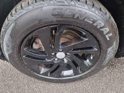 Land Rover Range Rover Evoque 2.0 D150 R-Dynamic S SUV 5dr Diesel Auto 4WD Euro 6 (s/s) (150 ps) - U70