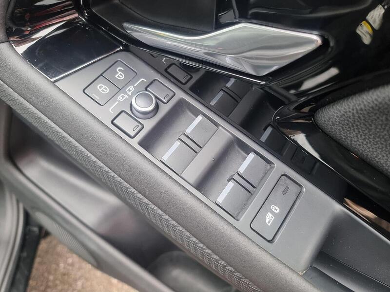 Land Rover Range Rover Evoque 2.0 D150 R-Dynamic S SUV 5dr Diesel Auto 4WD Euro 6 (s/s) (150 ps) - U70