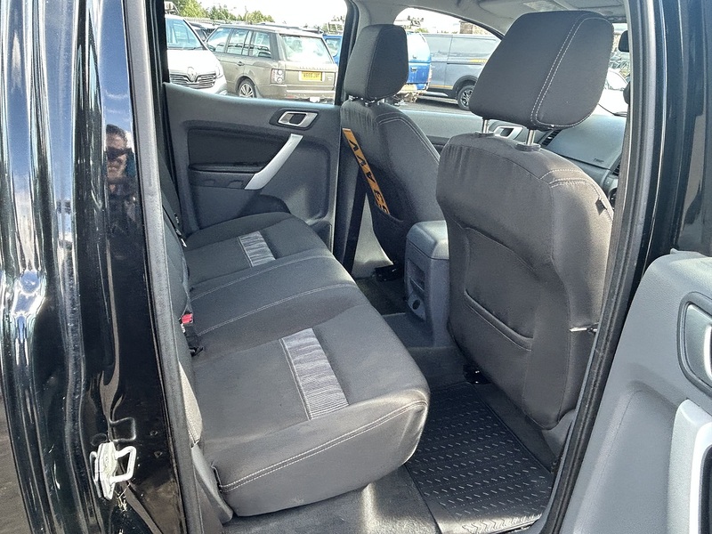 Ford Ranger 2.2 TDCi XLT Super Pickup Extended Cab 4dr Diesel Manual 4WD Euro 5 (150 ps) - U73