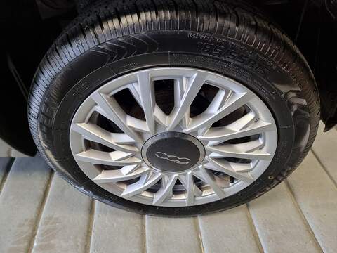 Fiat 500 1.2 Lounge Hatchback 3dr Petrol Manual Euro 6 (s/s) (69 bhp) - U78