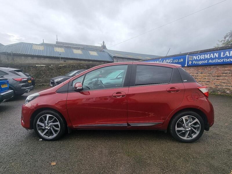 Toyota Yaris 1.5 VVT-i Y20 Bi-tone Euro 6 5dr - U93