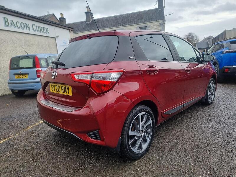 Toyota Yaris 1.5 VVT-i Y20 Bi-tone Euro 6 5dr - U93