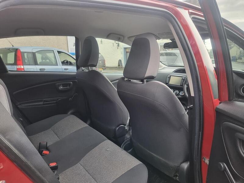 Toyota Yaris 1.5 VVT-i Y20 Bi-tone Euro 6 5dr - U93