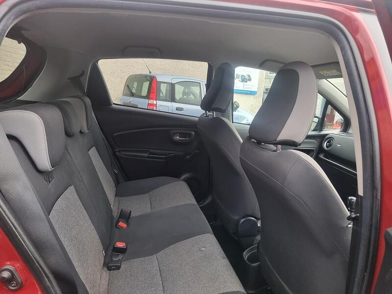 Toyota Yaris 1.5 VVT-i Y20 Bi-tone Euro 6 5dr - U93