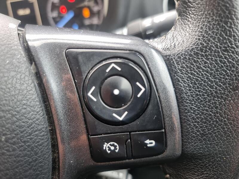 Toyota Yaris 1.5 VVT-i Y20 Bi-tone Euro 6 5dr - U93