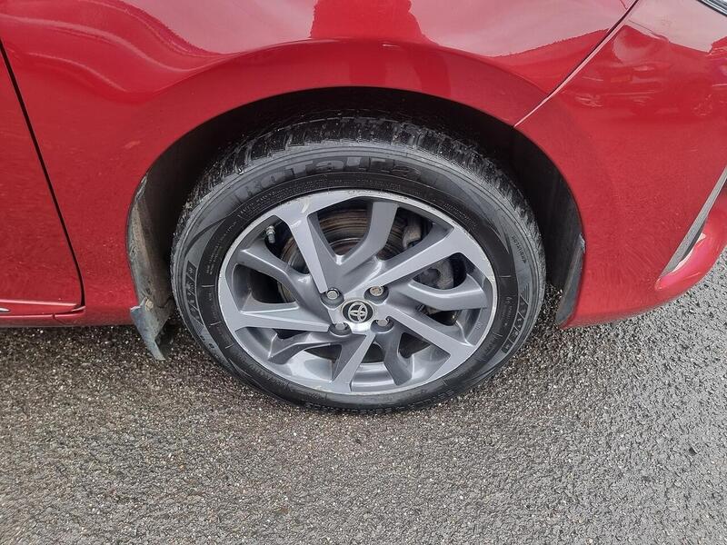Toyota Yaris 1.5 VVT-i Y20 Bi-tone Euro 6 5dr - U93