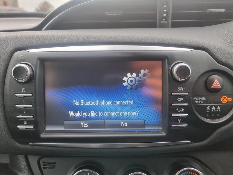 Toyota Yaris 1.5 VVT-i Y20 Bi-tone Euro 6 5dr - U93