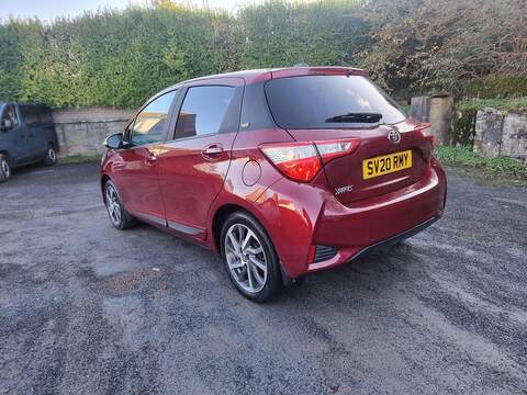 Toyota Yaris Yaris Y20 Bi-tone Hatchback 1 Manual Petrol - U93