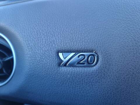 Toyota Yaris Yaris Y20 Bi-tone Hatchback 1 Manual Petrol - U93