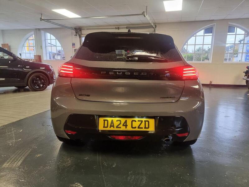 Peugeot 208 1.2 HYBRID Allure Hatchback 5dr Petrol Hybrid e-DSC6 Euro 6 (s/s) (100 ps) - U94