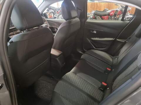 Peugeot 208 1.2 HYBRID Allure Hatchback 5dr Petrol Hybrid e-DSC6 Euro 6 (s/s) (100 ps) - U94