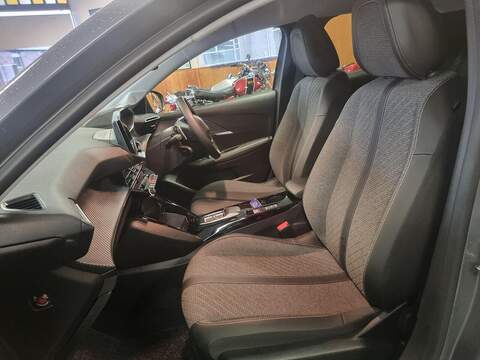 Peugeot 208 1.2 HYBRID Allure Hatchback 5dr Petrol Hybrid e-DSC6 Euro 6 (s/s) (100 ps) - U94