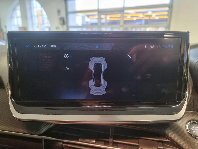 Peugeot 208 1.2 HYBRID Allure Hatchback 5dr Petrol Hybrid e-DSC6 Euro 6 (s/s) (100 ps) - U94